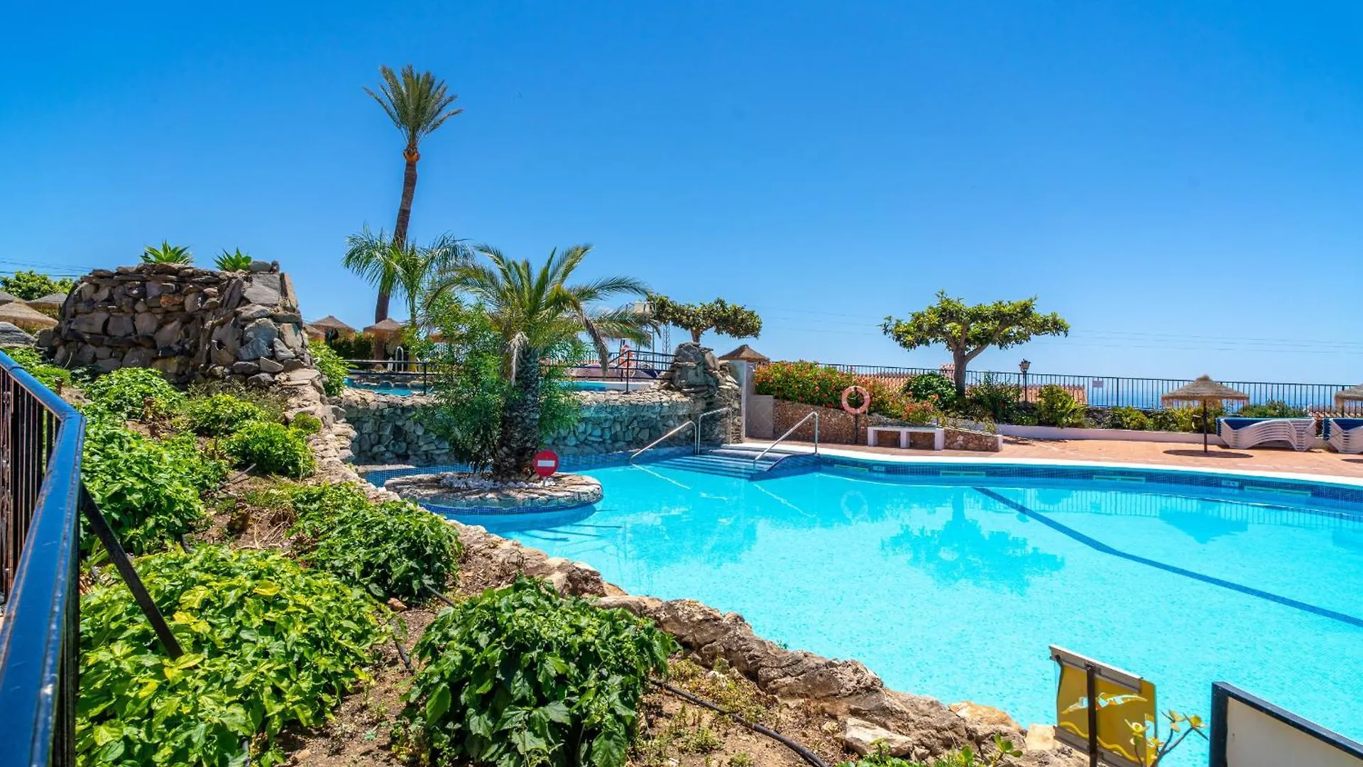Capistrano Village Casa Garden Nerja Сasa de vacaciones
